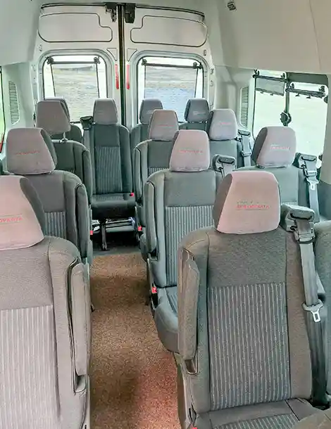 Ford-transit-detail-1-autobusova-doprava-schmied